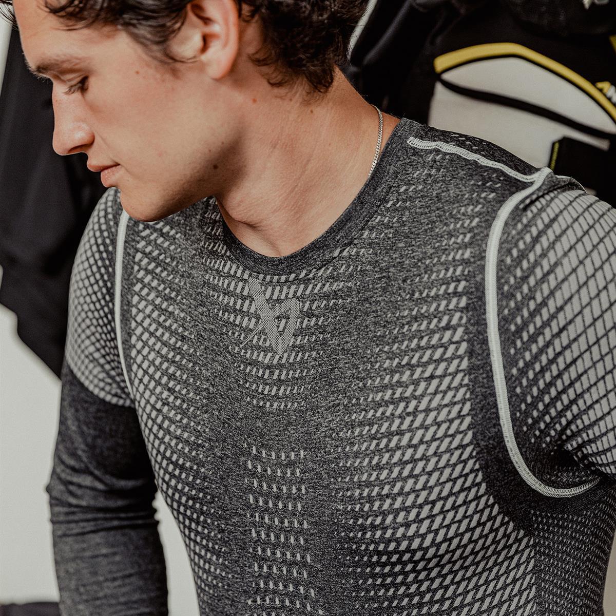 BAUER Elite Seamless Baselayer Oberteil - Sr